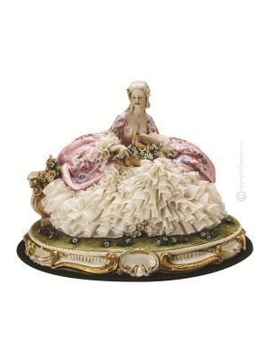 FRAU 1074 Capodimonte Porzellan Figur Barock handbemalt exklusiv stilvoll elegant Wohnkultur