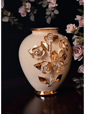 Elegante Keramikvase mit Rosen, Swarovski-Kristallen und goldenen Details, handgefertigt.