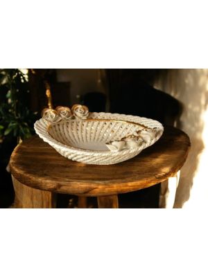 Tafelaufsatz, Keramikkorb, mit Rosen und goldenen Facetten, handgefertigt.