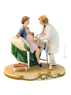 GYNÄKOLOGIN Capodimonte Porzellan Figur handbemalt elegant exklusiv Italienisches Design