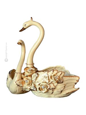 SCHWÄNE Exklusives Ornament aus Keramik im Barockstil mit Details aus 24 Karat Gold Made in Italy