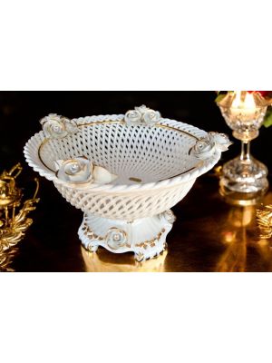 Tortenständer, hochwertiger Tafelaufsatz aus Keramik, mit Rosen, Kristallen und Golddetails, handgefertigt.