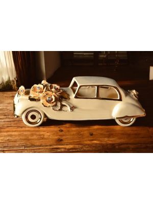 Rolls-Royce aus hochwertiger Keramik, mit Rosen, Kristallen und Golddetails, handgefertigt.