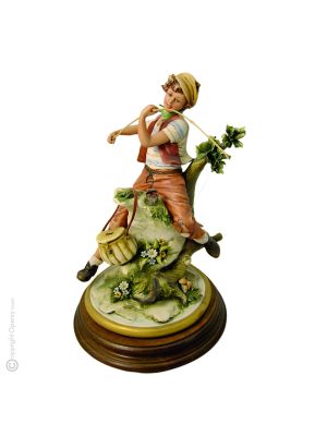 JUNGENFISCHEN Capodimonte Porzellan Figur handbemalt stilvoll hochwertig Wohnkultur elegant