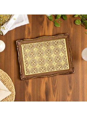 Handgefertigte Holzarbeit, verziert mit 24-karätigem Blattgold und hergestellt im Herzen von Florenz.