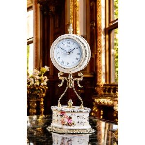 Hochwertige Tischuhr aus Keramik, mit floralen und goldenen Details, handgefertigt.