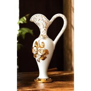 Amphore aus edler Keramik, verziert mit Rosen, Swarovski-Kristallen und Goldverzierungen.