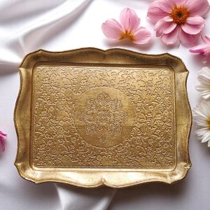 Holztablett, kostbares 24-Karat-Blattgold, meisterhaft handgefertigt im Herzen von Florenz.